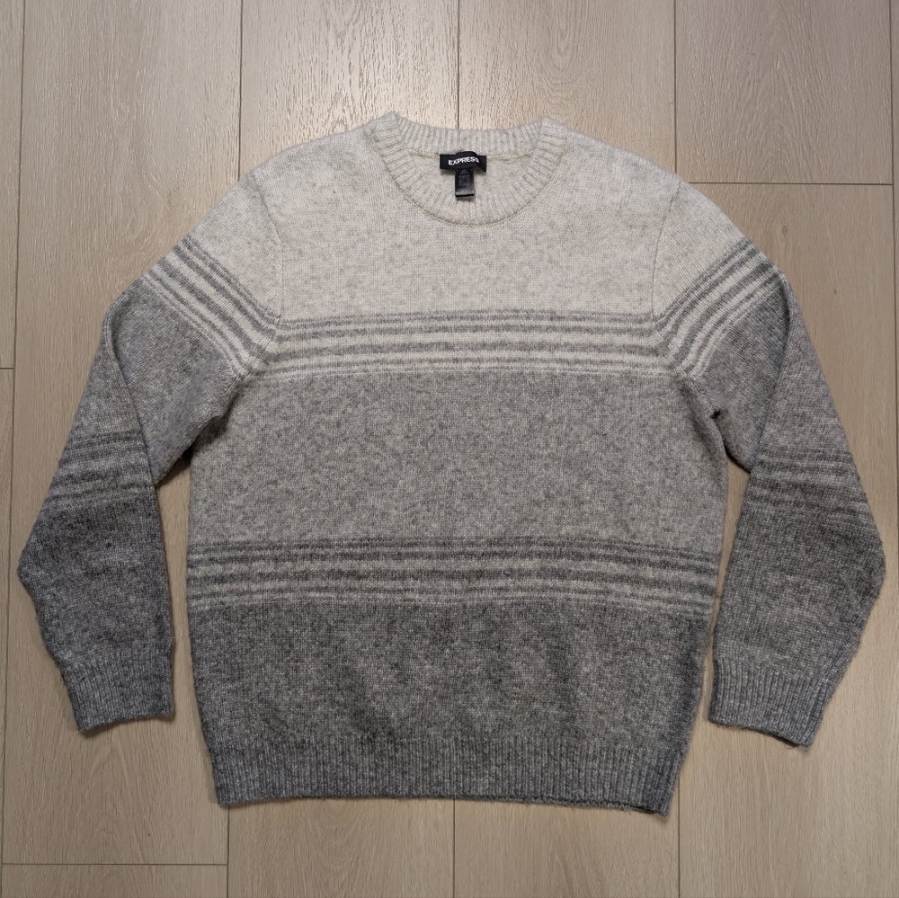 Express Men's Two-Tone Gray Crewneck Sweater